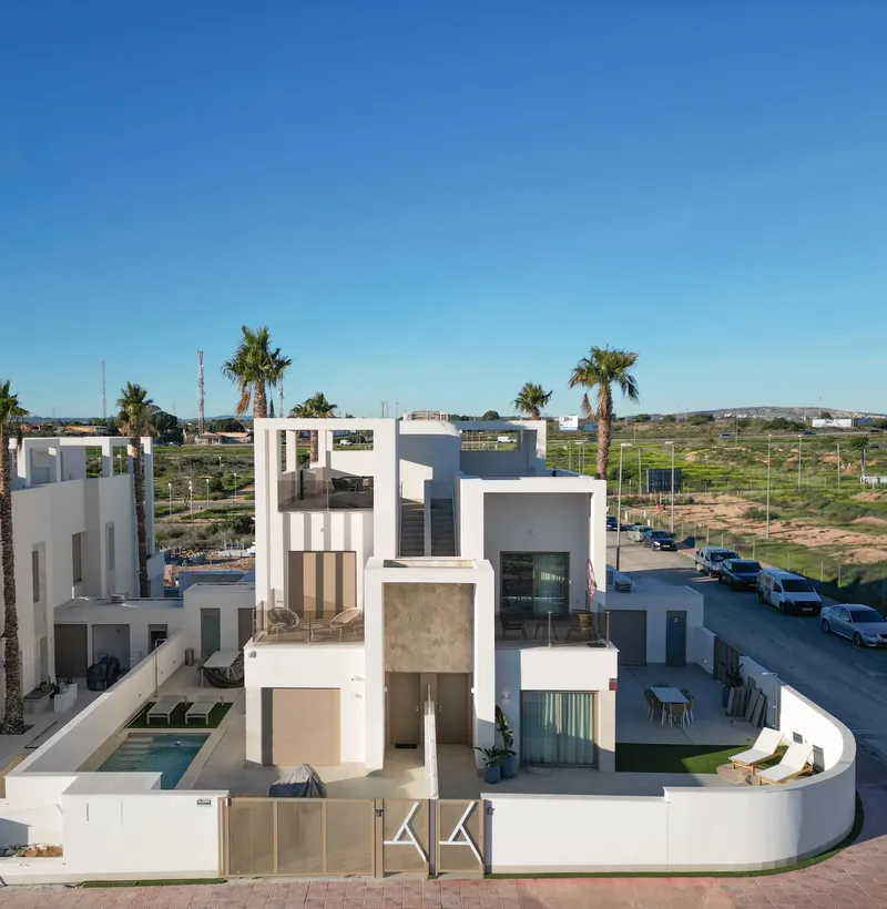 Villas pareadas a 300 m del Mar Menor