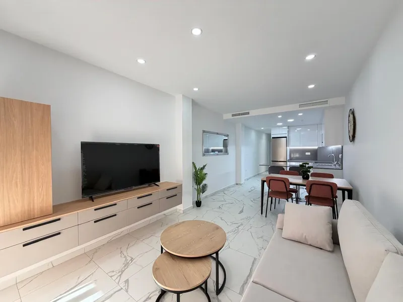 NEW APARTMENT IN THE COMPLEX