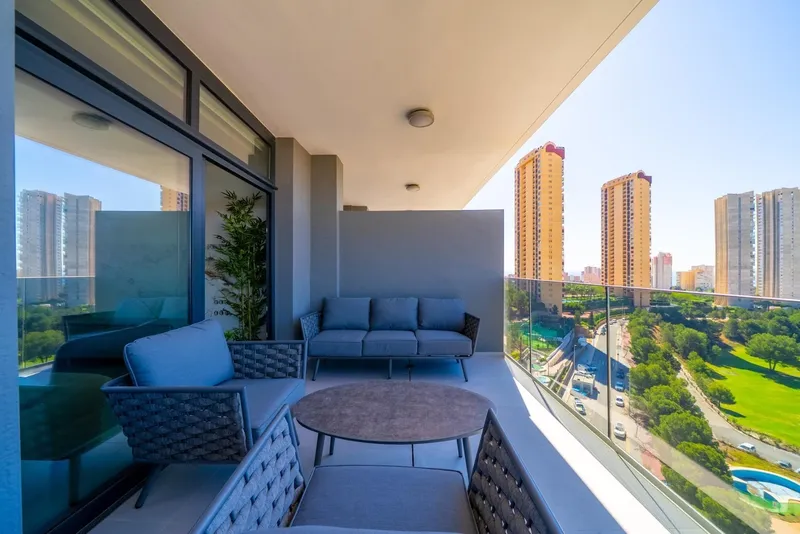 Excelente nuevo apartamento con vistas panorámicas en Benidorm!
