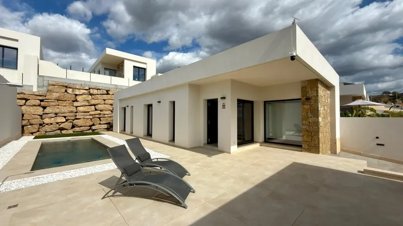 Villa with a Design Touch in Finestrat