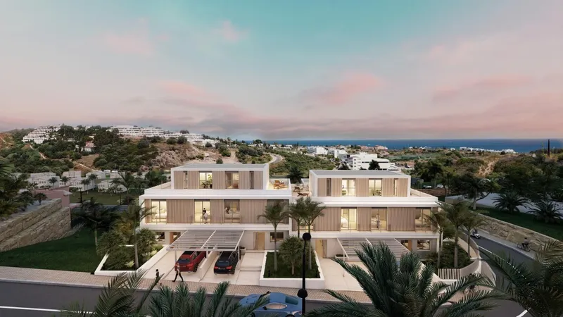 Townhouses with Private Pool on the Costa del Sol