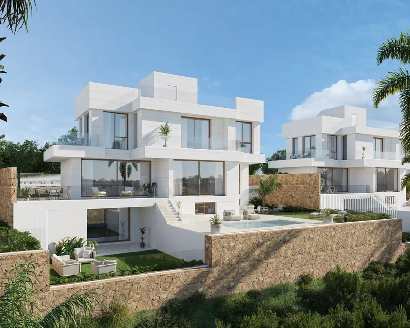 Villas en primera línea de golf en Estepona con vistas al mar