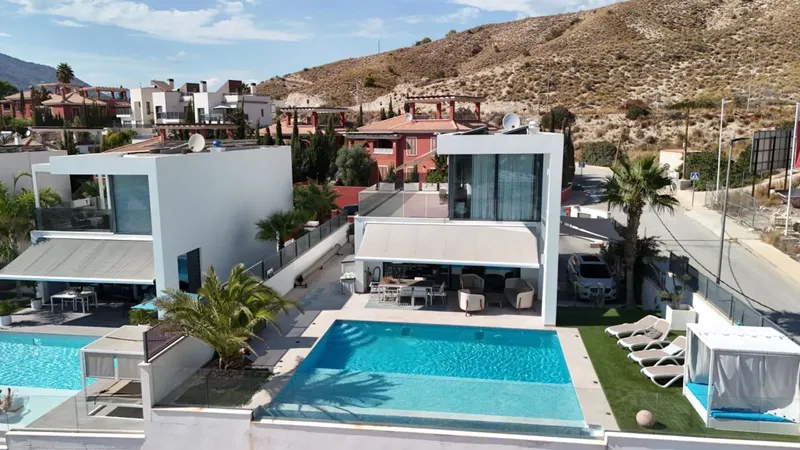 🏡✨ LUXURY VILLA IN FINESTRAT – QUALITY, COMFORT AND UNOBSTRUCTED VIEWS ✨