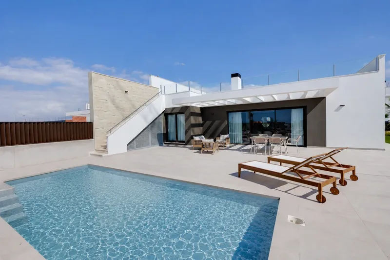 Villas with Private Pool in Mutxamel, Alicante