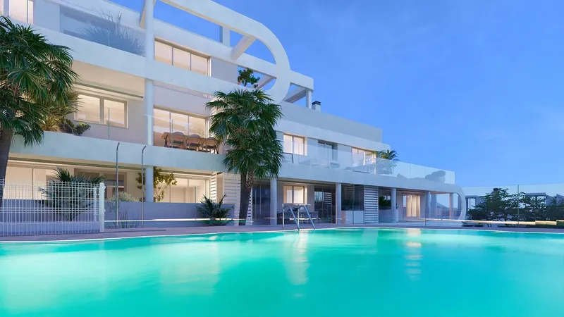Apartments and Townhouses 1600 m from the Sea in Estepona