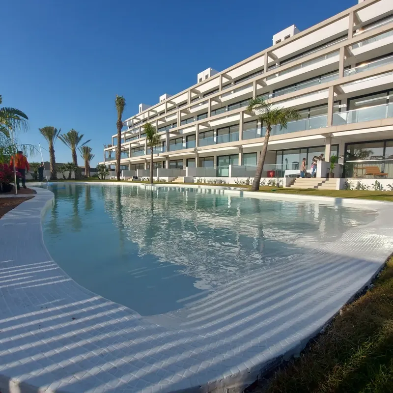 Apartments 700 m from the Beach with Sea Views