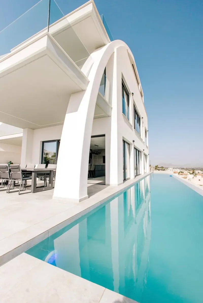 Townhouses in Ciudad Quesada with sea views