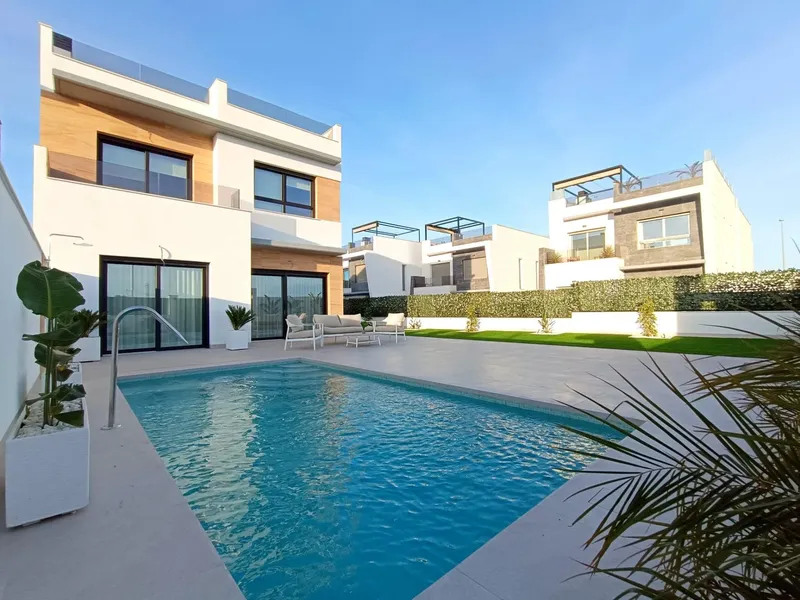 Semi-Detached Villas with Pool in Benijófar